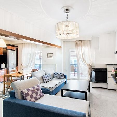 Seafront 2 Bedrooms Apartment ネア・イラクリア エクステリア 写真